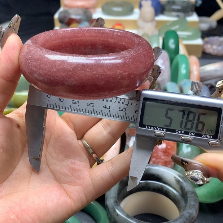 未镶嵌手镯石英质玉