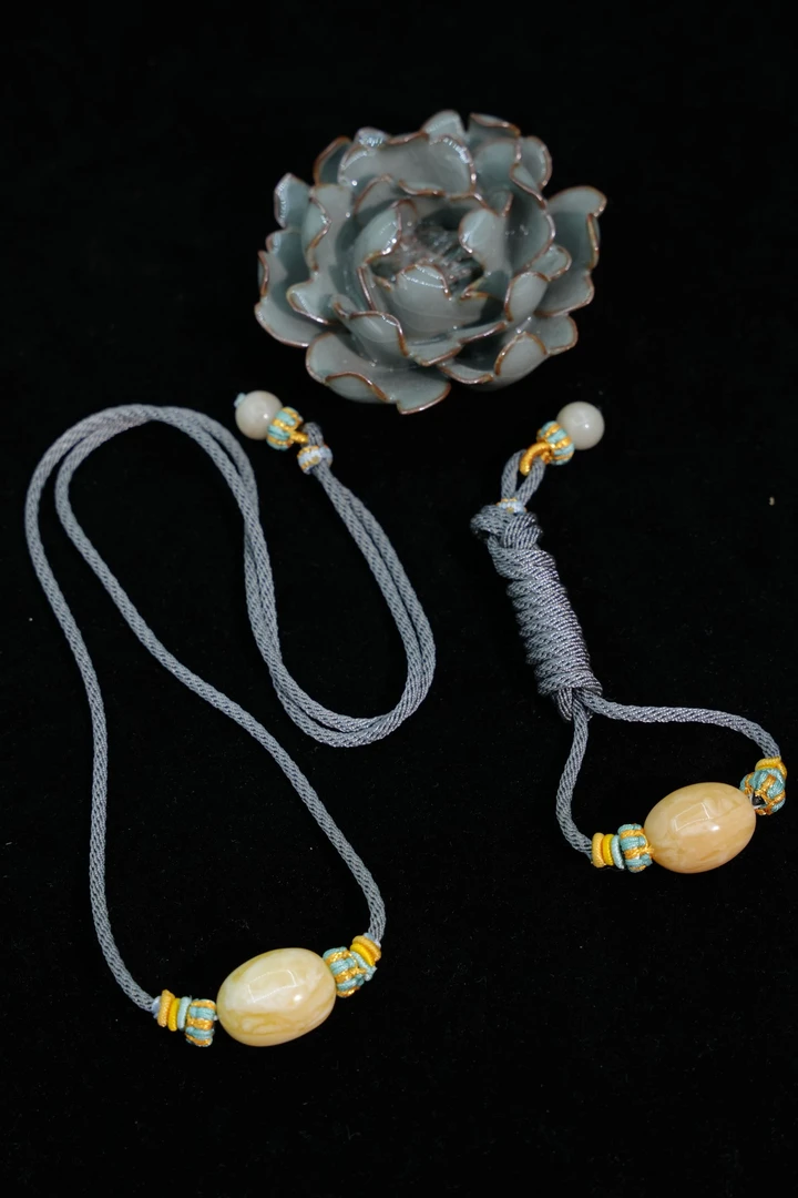 白花蜡枣珠编绳吊坠多样性发一件JWR5911908