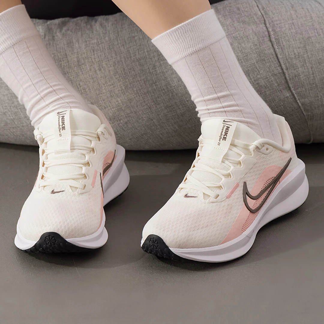 Nike耐克女鞋2025新款DOWNSHIFTER 13缓震公路跑步鞋女FD6476-107