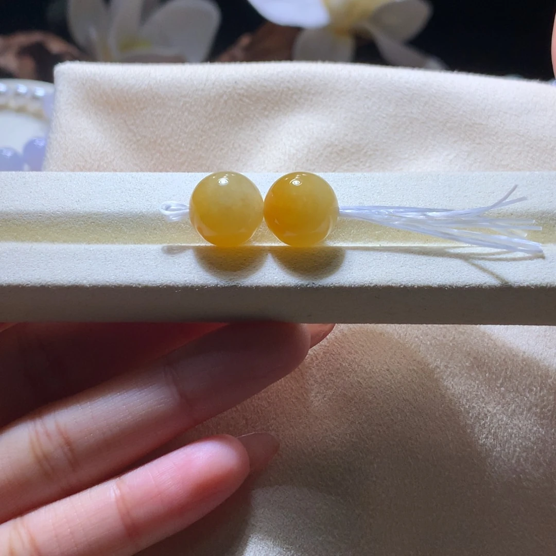 散珠翡翠黄翡一组12+