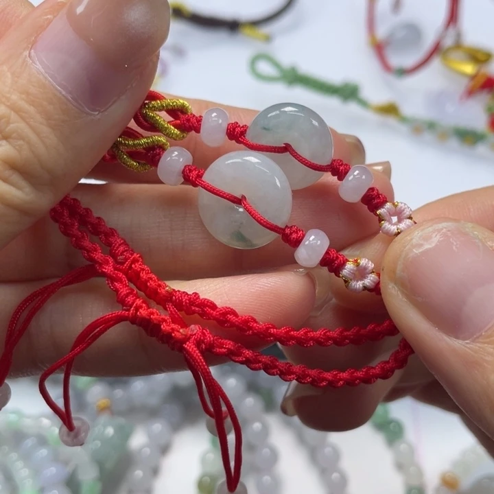 翡翠未镶嵌手绳多样性发一