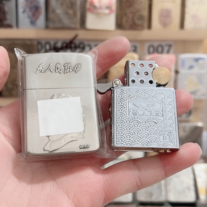 佐罗902S白铜盔甲浮雕人物外壳+1个银色官二代内胆