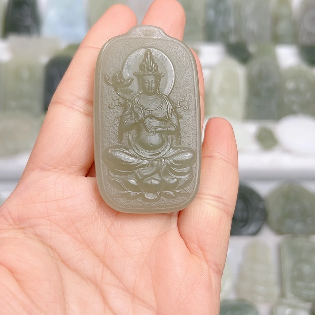 颈饰未镶嵌和田玉鼎****地