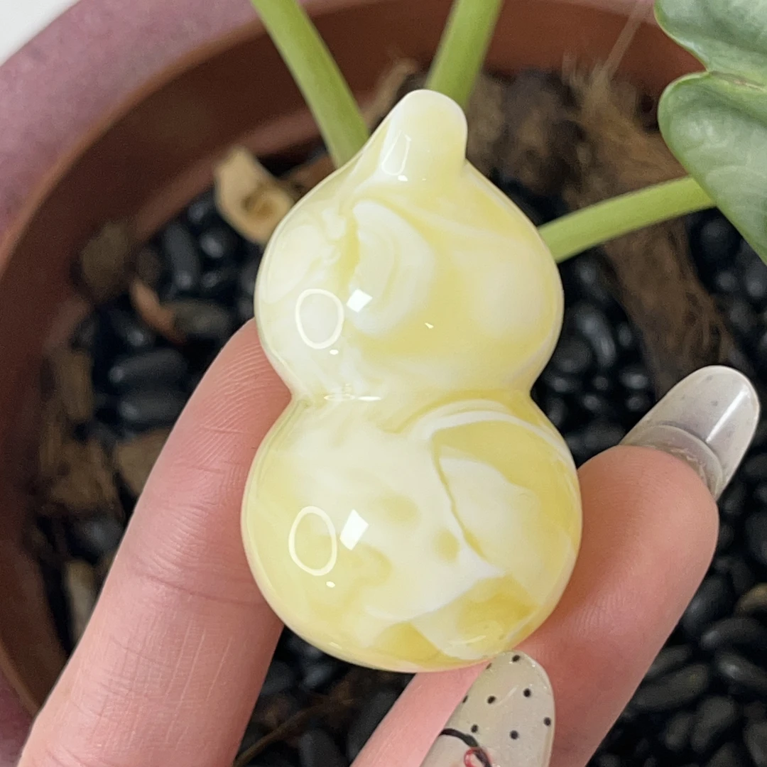 天然原矿无优化无烤色无补胶无煮蜜无辐照蜜蜡葫芦吊坠（1214）