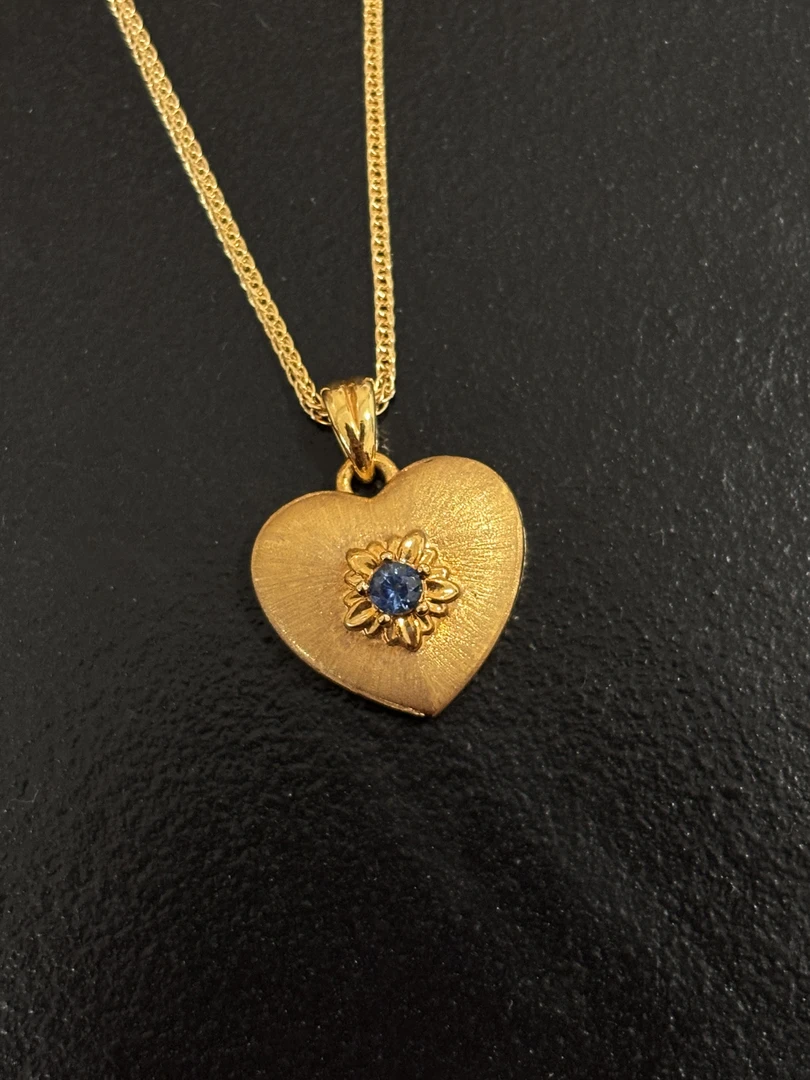 18k金 Au750吊坠 送银项链 a840