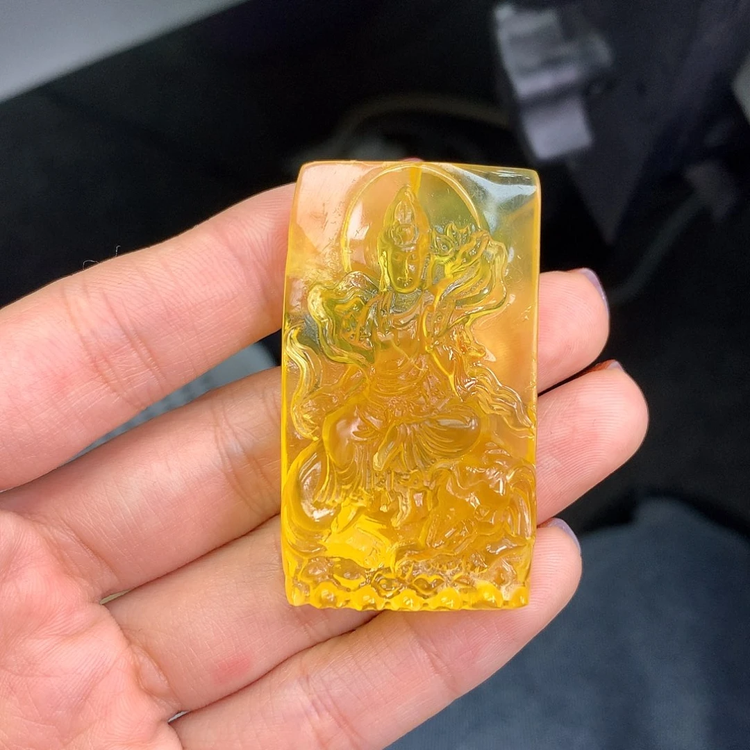 琥珀未镶嵌珠宝奇石