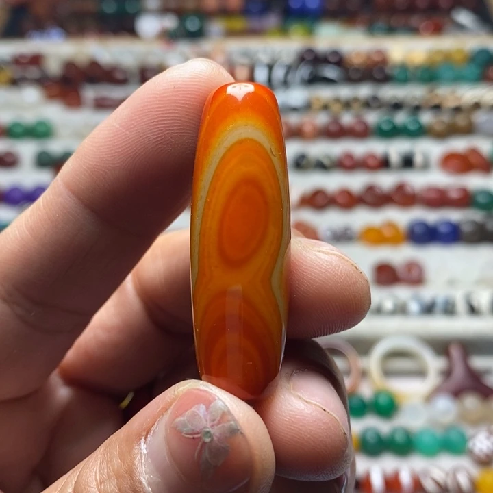 玛瑙/玉髓未镶嵌珠宝奇石