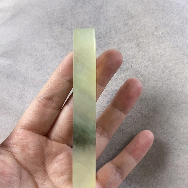 岫玉未镶嵌手把件