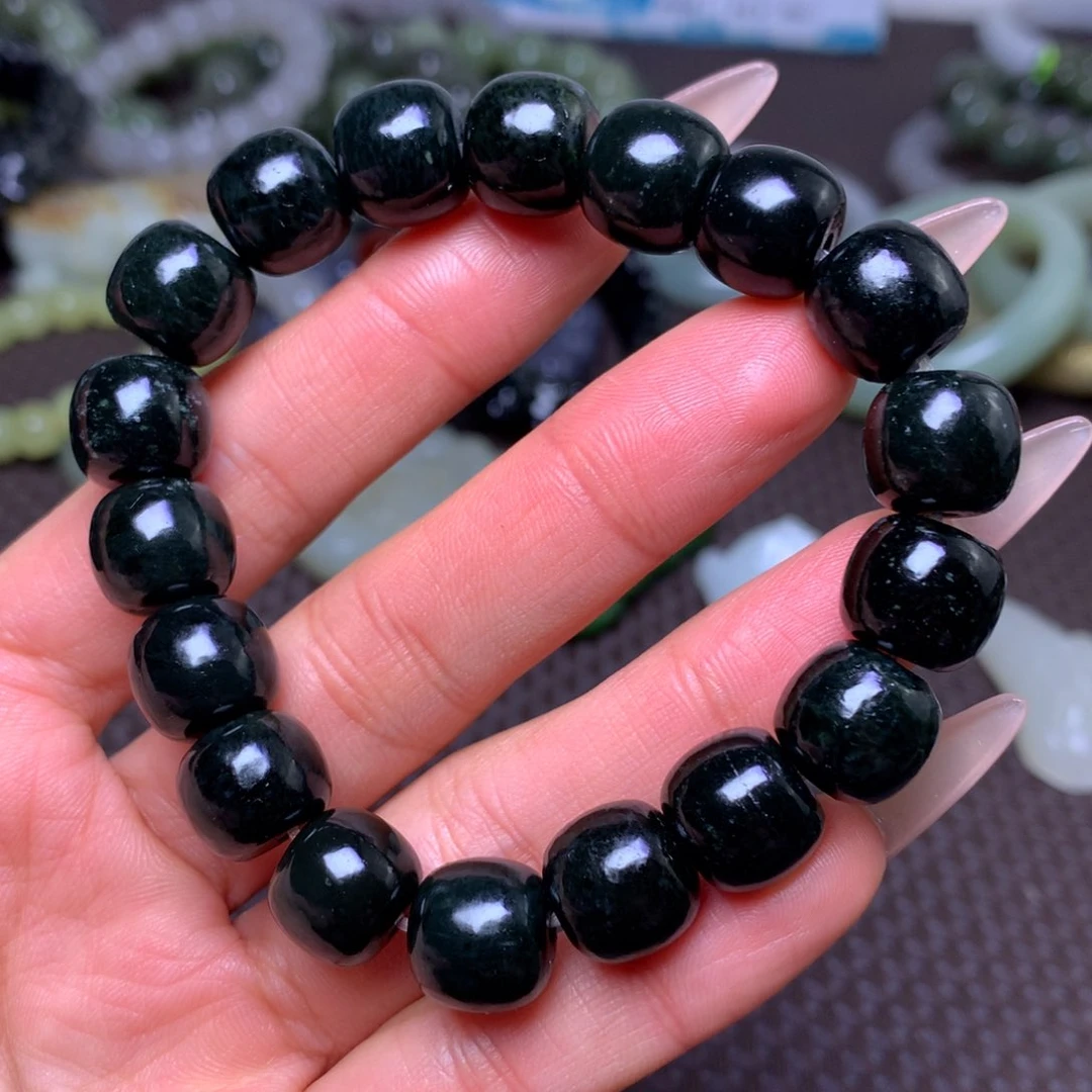 未镶嵌手链和田玉卡12