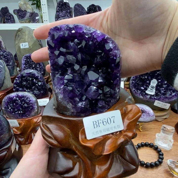 紫晶大型摆件（非配饰）未镶嵌