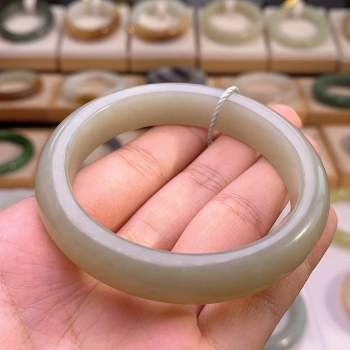 和田玉未镶嵌珠宝奇石56