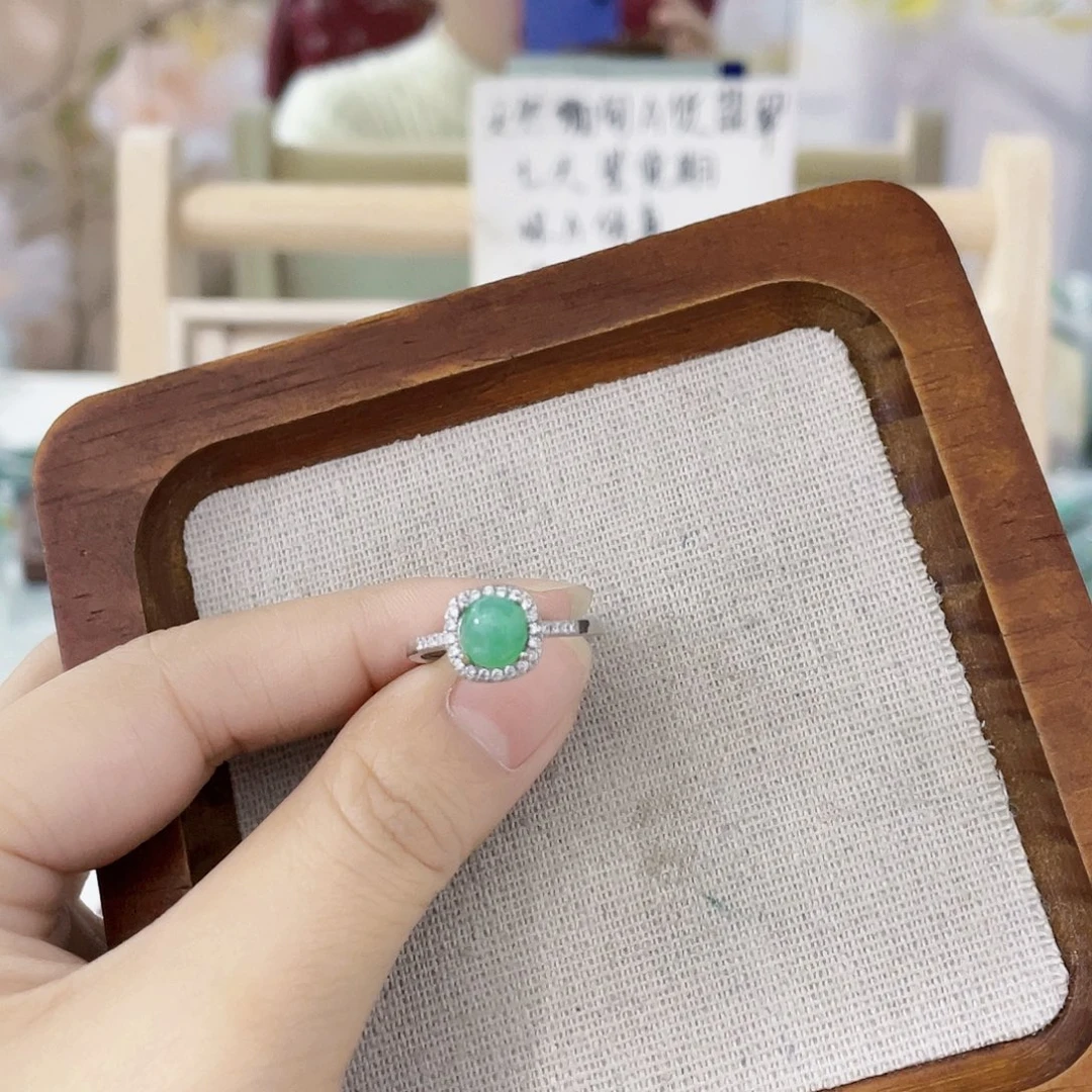 颈饰未镶嵌翡翠天然翡翠Ａ货