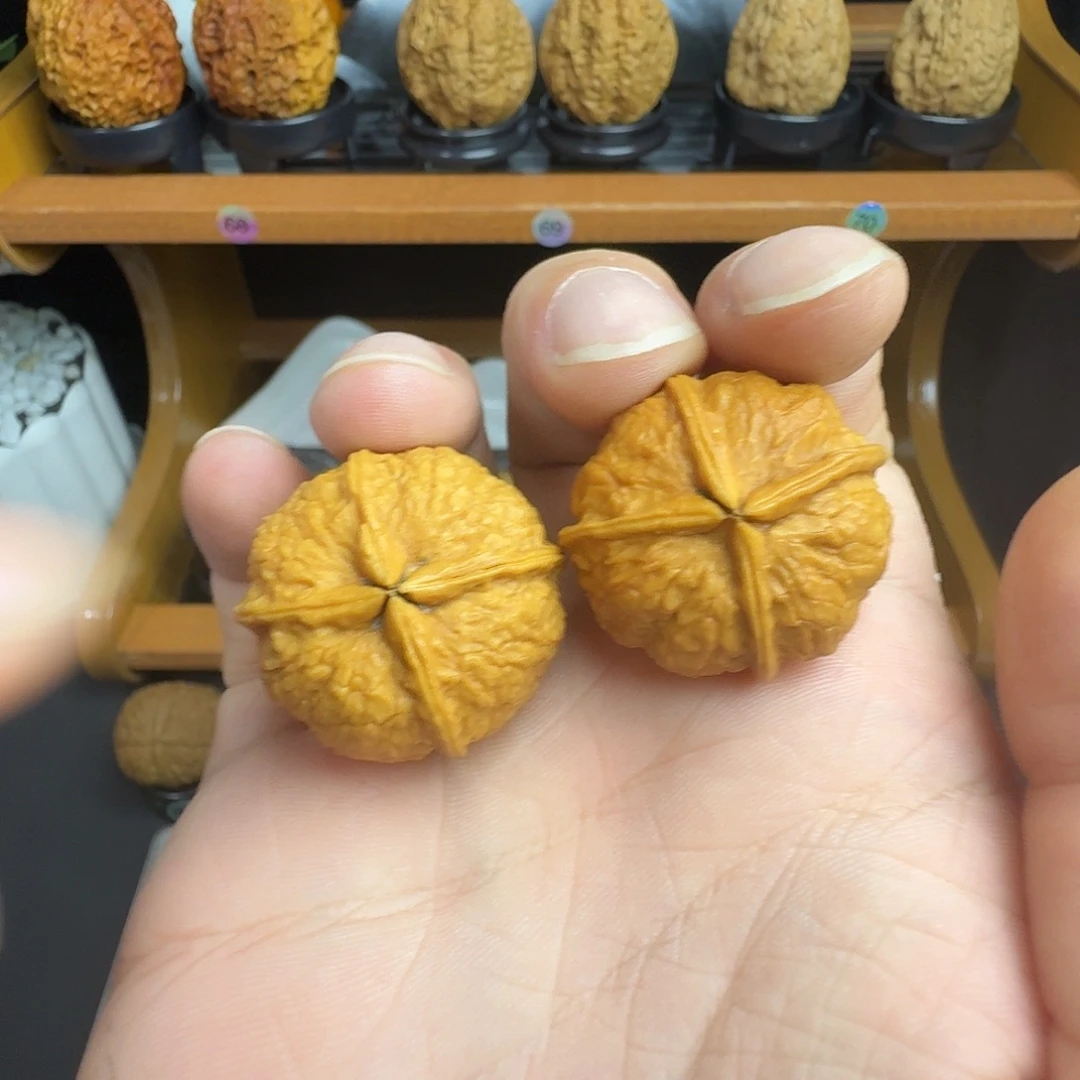 文玩核桃把件16号小四喜30尺