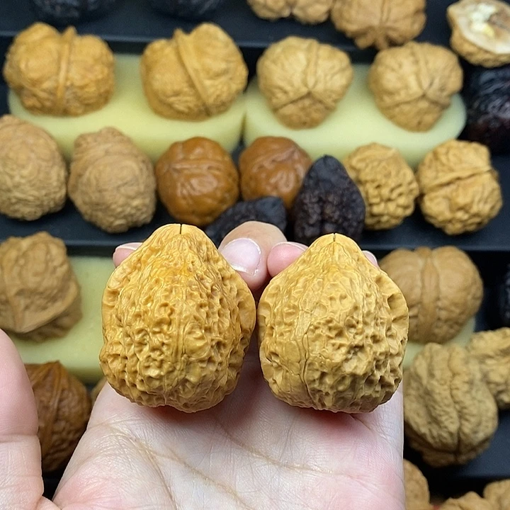 吊坠文玩核桃金嘴寿桃41