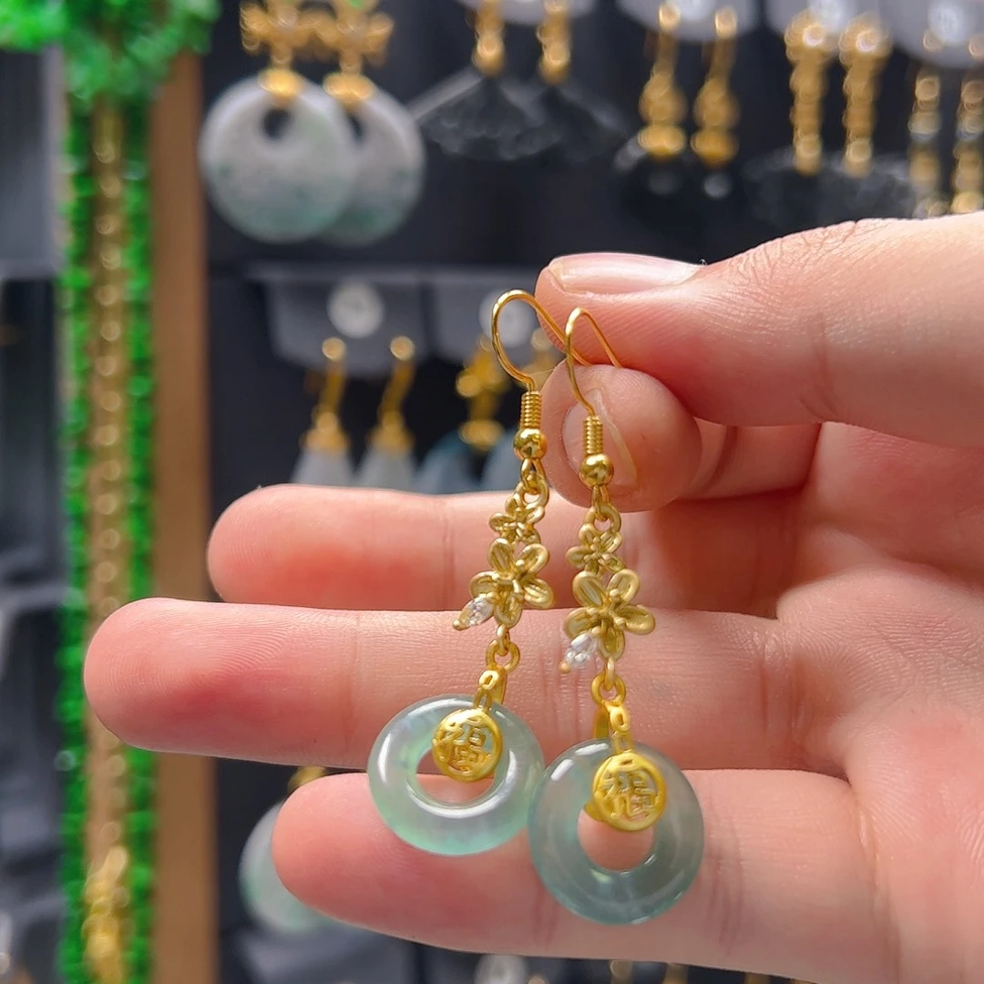 未镶嵌翡翠耳饰翡翠