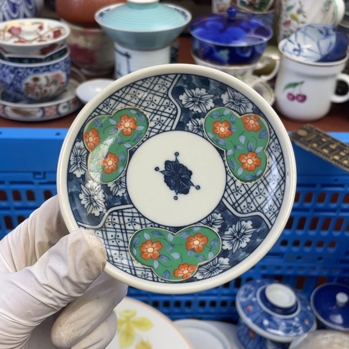 他家瓷器真美…开播的