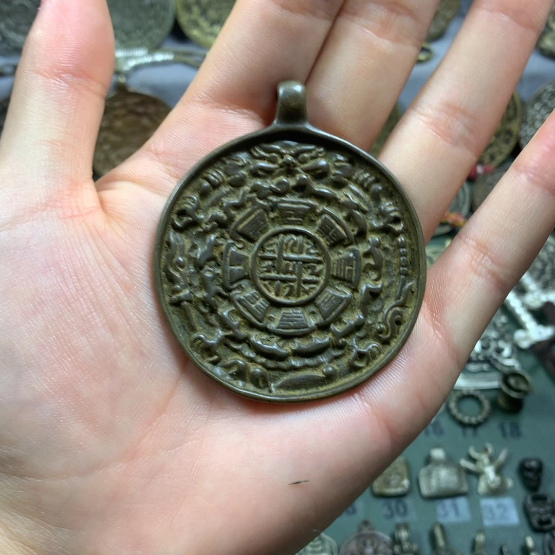 香榧木送****?藏传九宫八卦牌