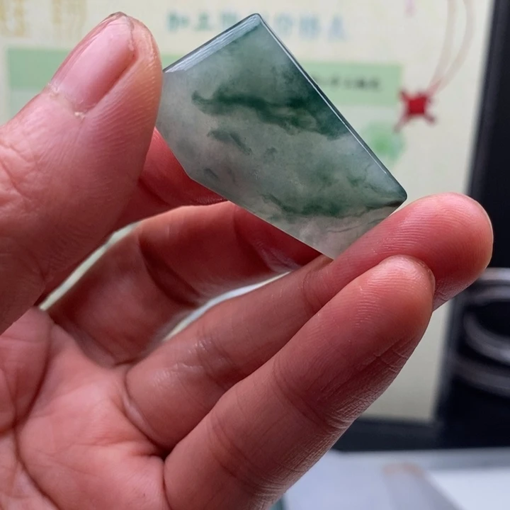翡翠未镶嵌颈饰缅甸翡翠A货边角