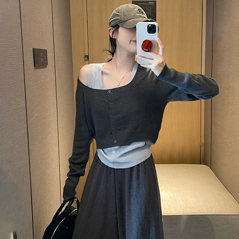 韩系一字肩斜肩长袖针织开衫女春秋新款时尚叠穿内搭背心两件套装