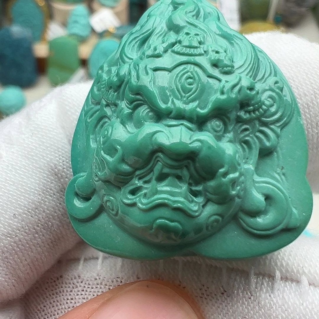 绿松石配饰未镶嵌