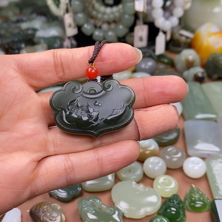 和田玉未镶嵌手链予