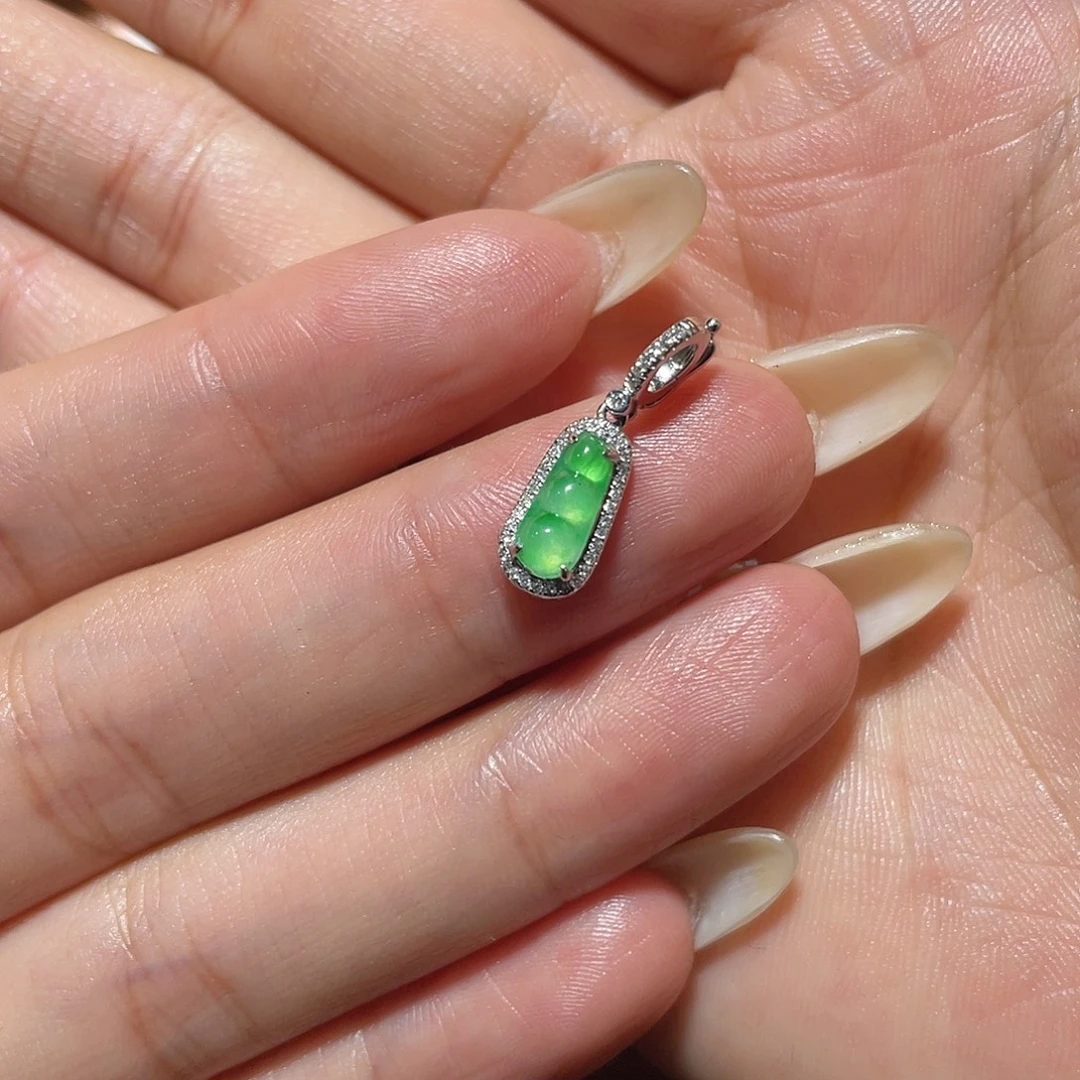 翡翠18K金镶嵌吊坠(不含链)