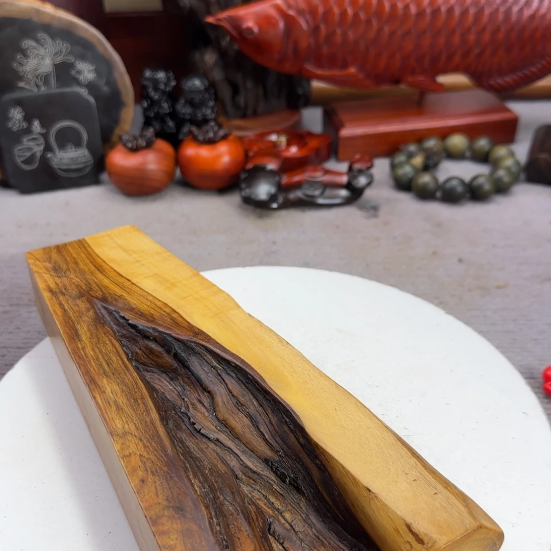 大果紫檀（缅甸花梨）阿*温