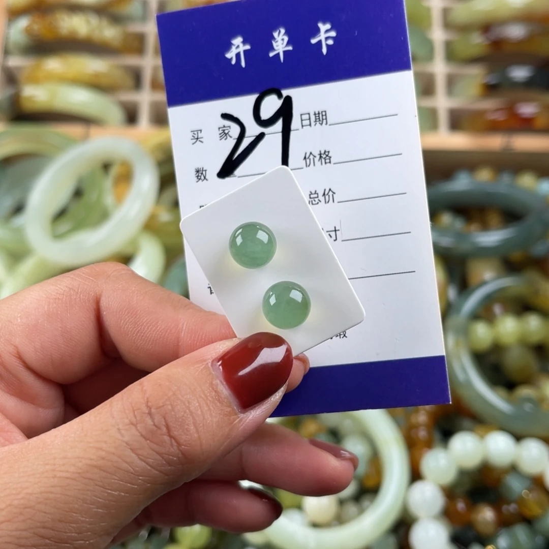 岫玉未镶嵌耳钉岫玉