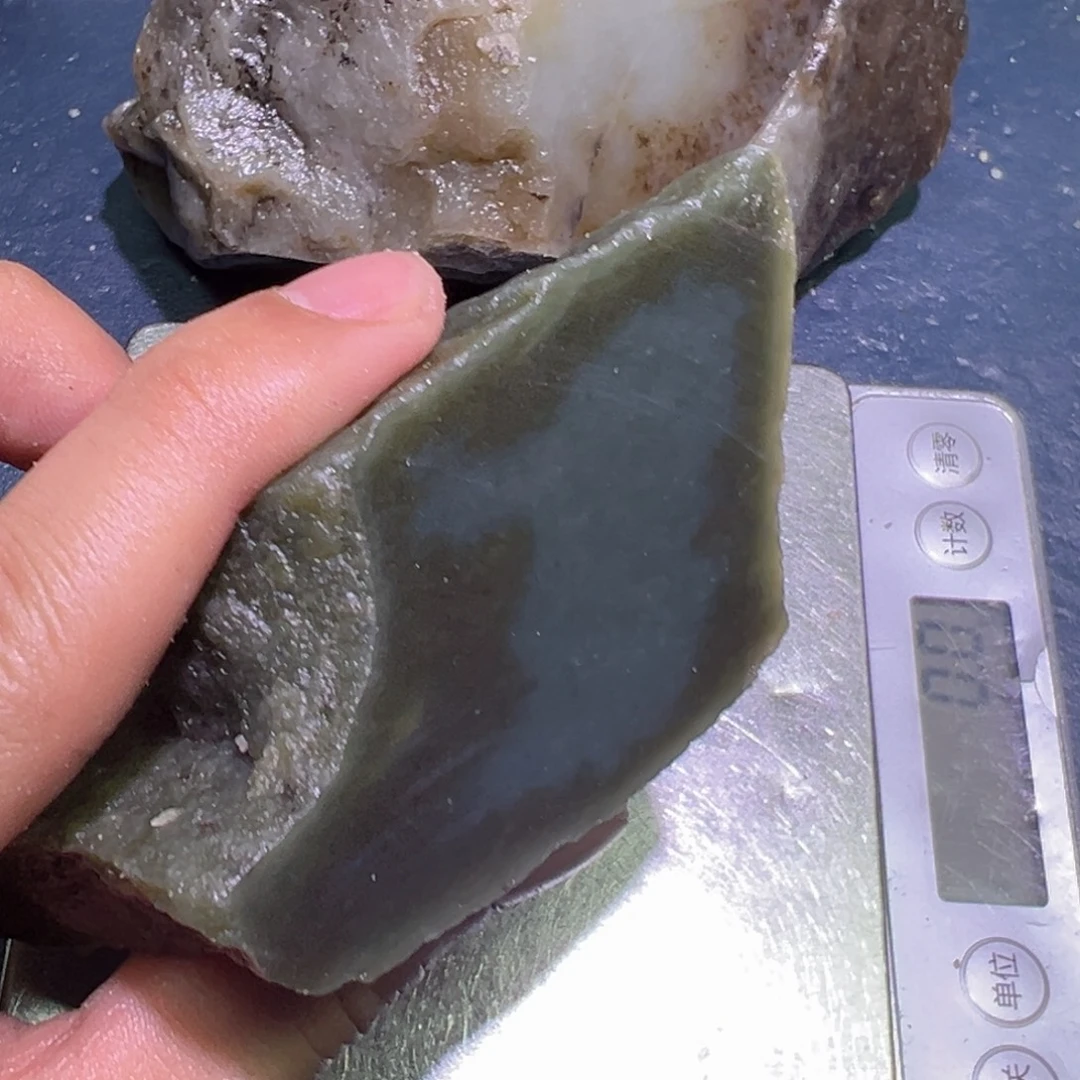 和田玉（糖玉）未镶嵌珠宝半成品