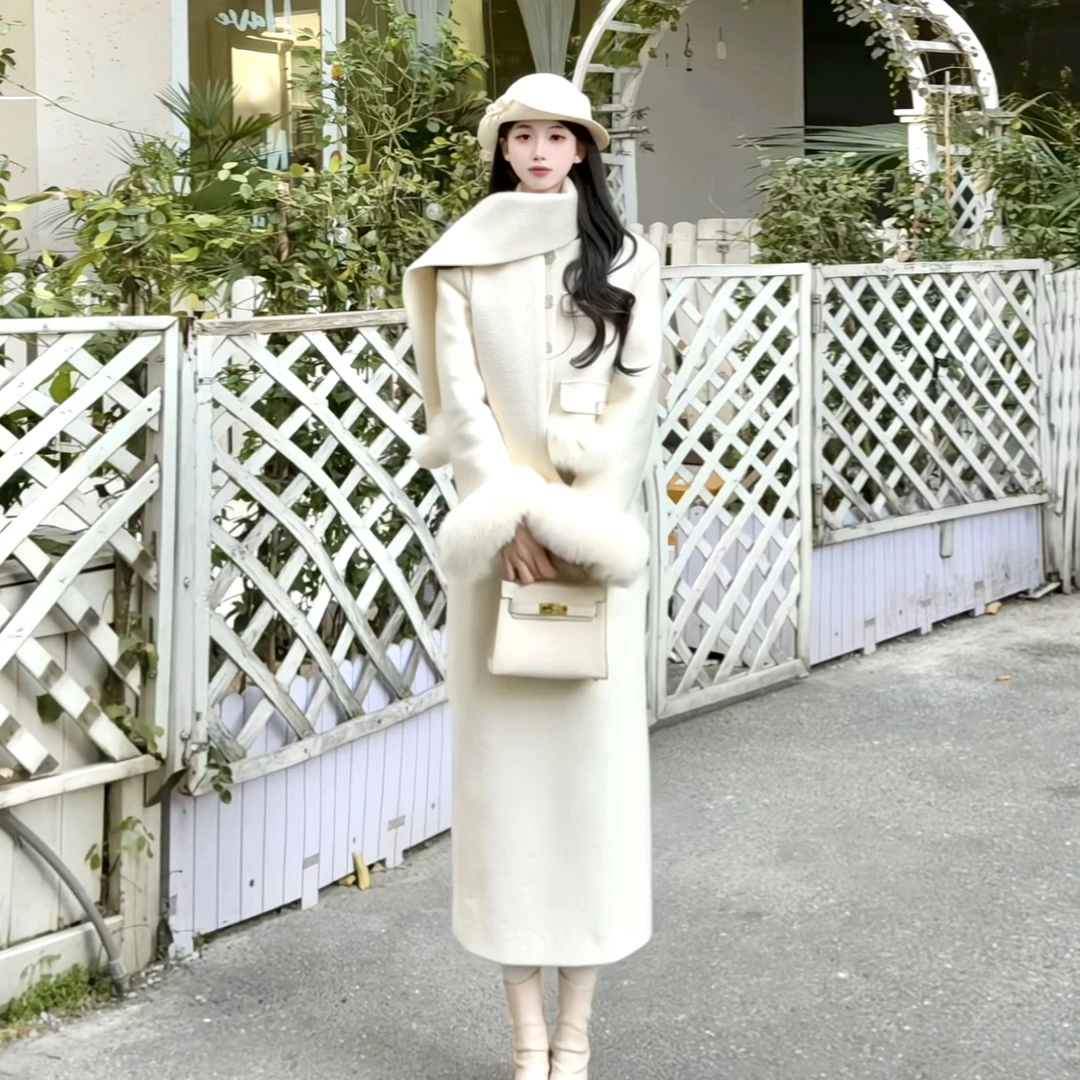 拉夏贝尔2025年冬季新款时尚简约宽松羽绒上衣+半裙 10736 JHD