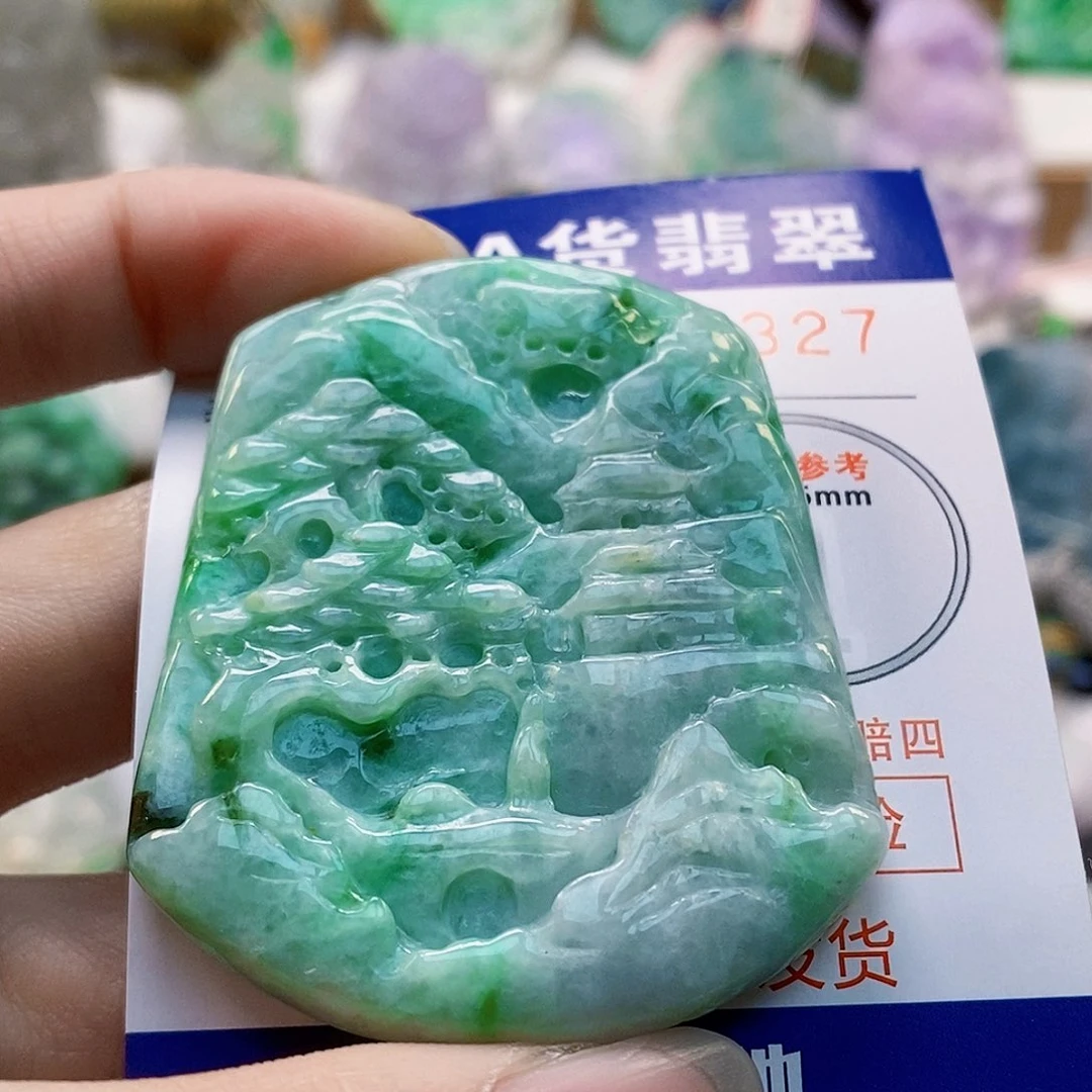 吊坠(不含链)未镶嵌翡翠