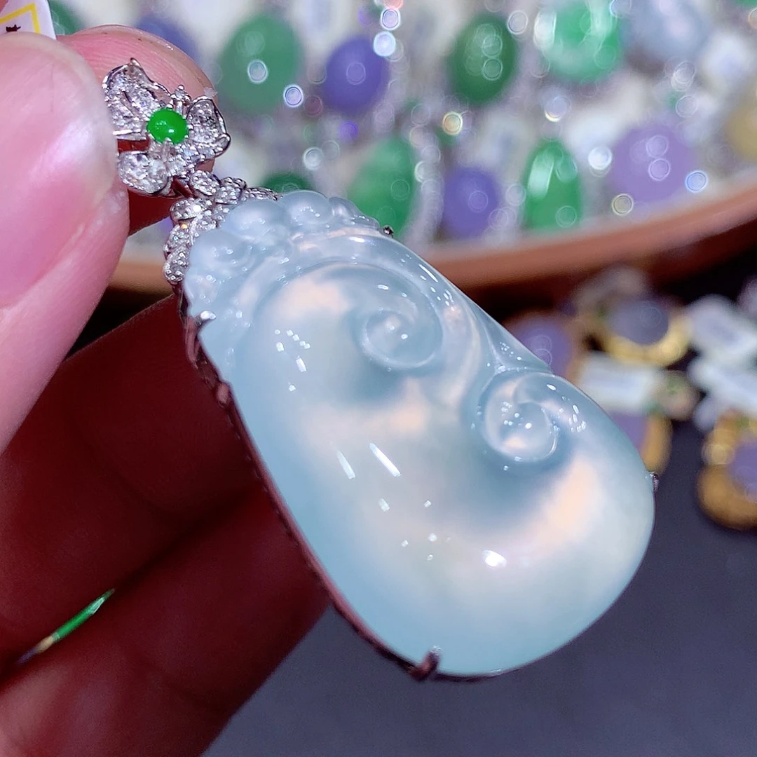 翡翠18K金镶嵌吊坠(不含链)