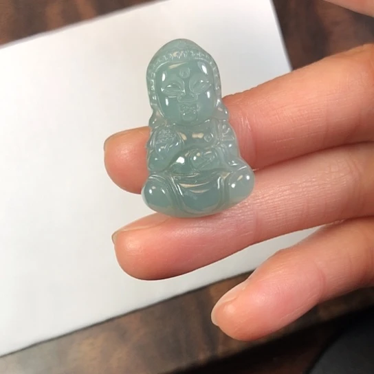 翡翠未镶嵌颈饰缅甸A货，每天下午1点半开播
