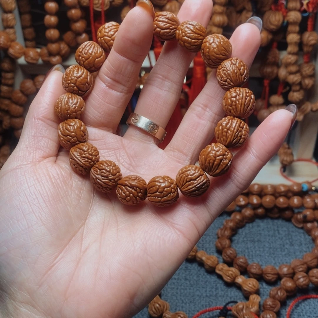 桃核吊坠龙纹桃枭