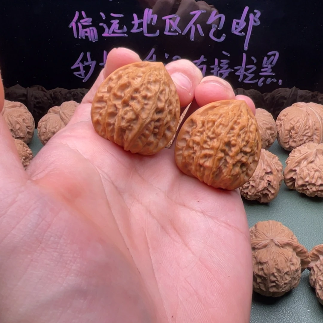 把件核桃33无药小金牛