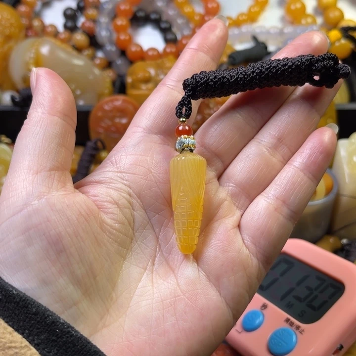 石英质玉吊坠(不含链)未镶嵌岁**好
