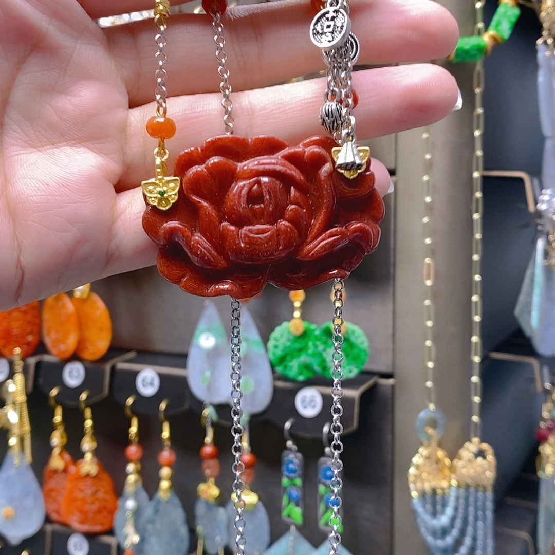 未镶嵌翡翠耳饰翡翠