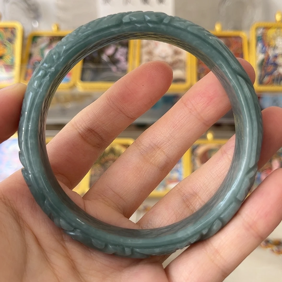 翡翠未镶嵌手镯矿坑62