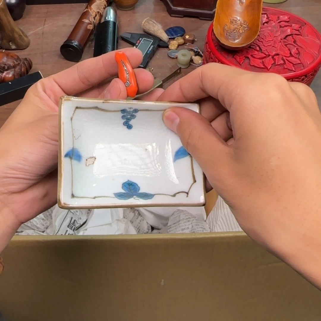 陶瓷孤品单件车里拍容***宫
