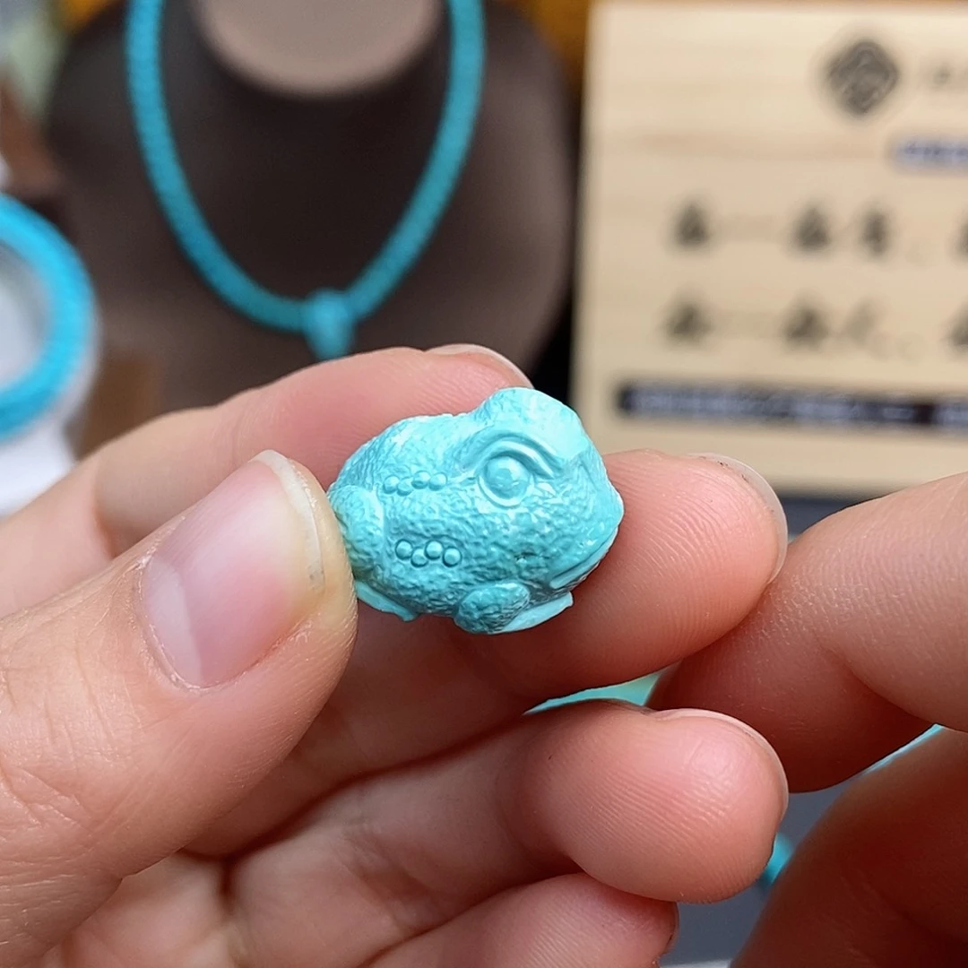 绿松石配饰未镶嵌