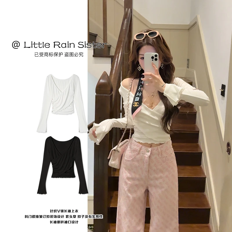 小雨姐姐新款【黑诺上衣】设计感小众斜门襟V领修身长袖上衣女春款