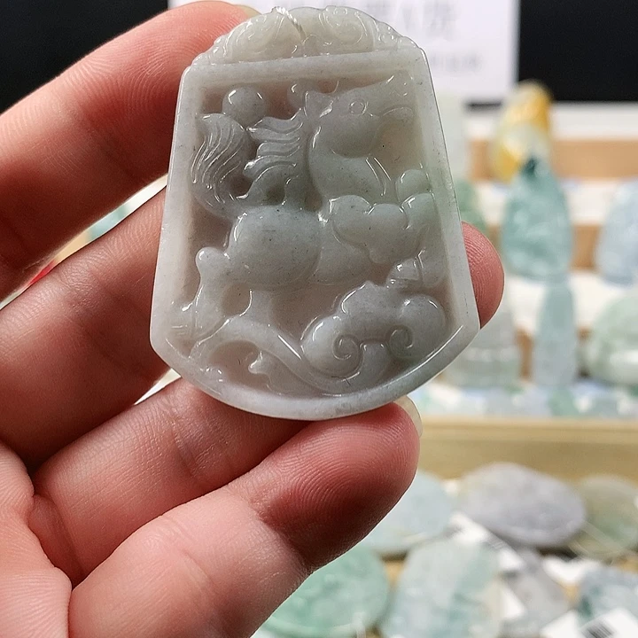 吊坠(不含链)未镶嵌翡翠44生肖马