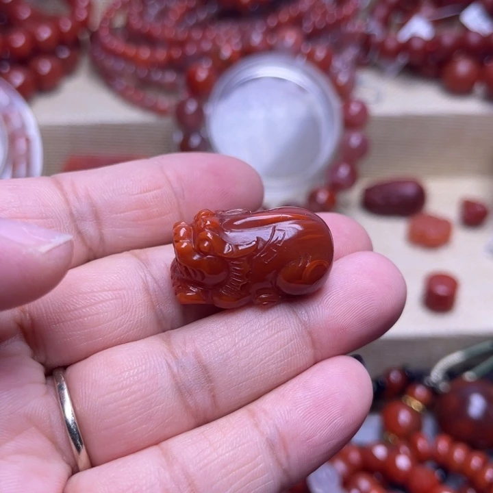 南红玛瑙未镶嵌手链