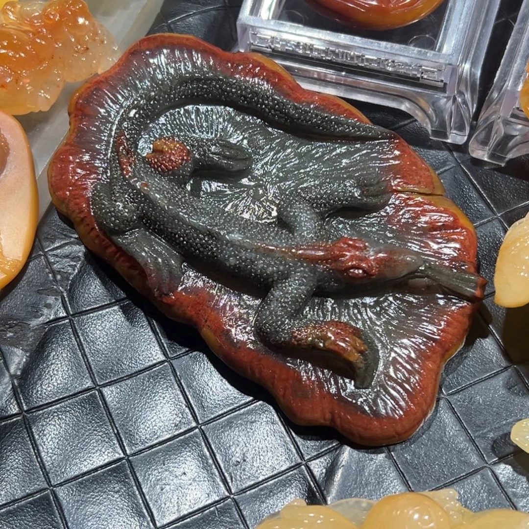 石英质玉（黄龙玉）未镶嵌黄龙玉