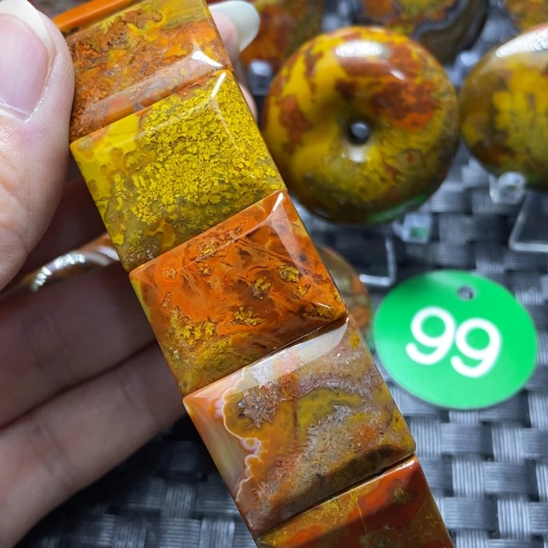 未镶嵌颈饰玛瑙/玉髓?****?