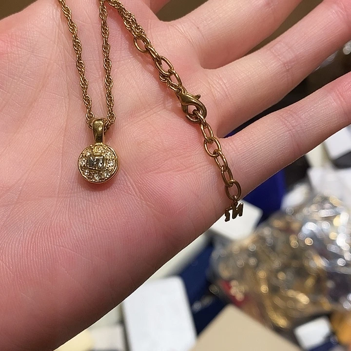 卡***）中古香水沐浴露持久留香