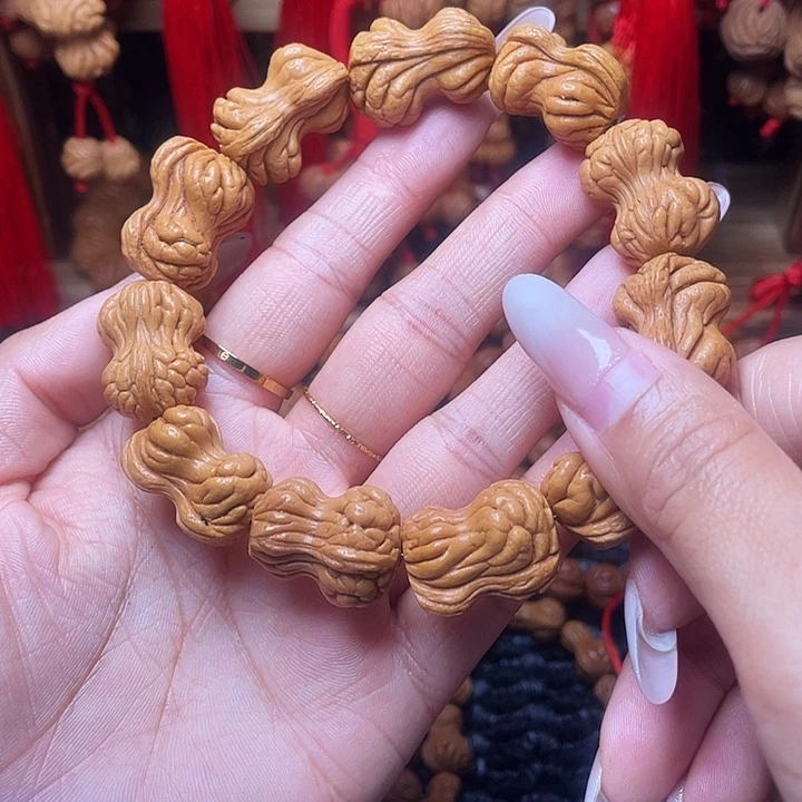 木质类龙纹桃枭手串