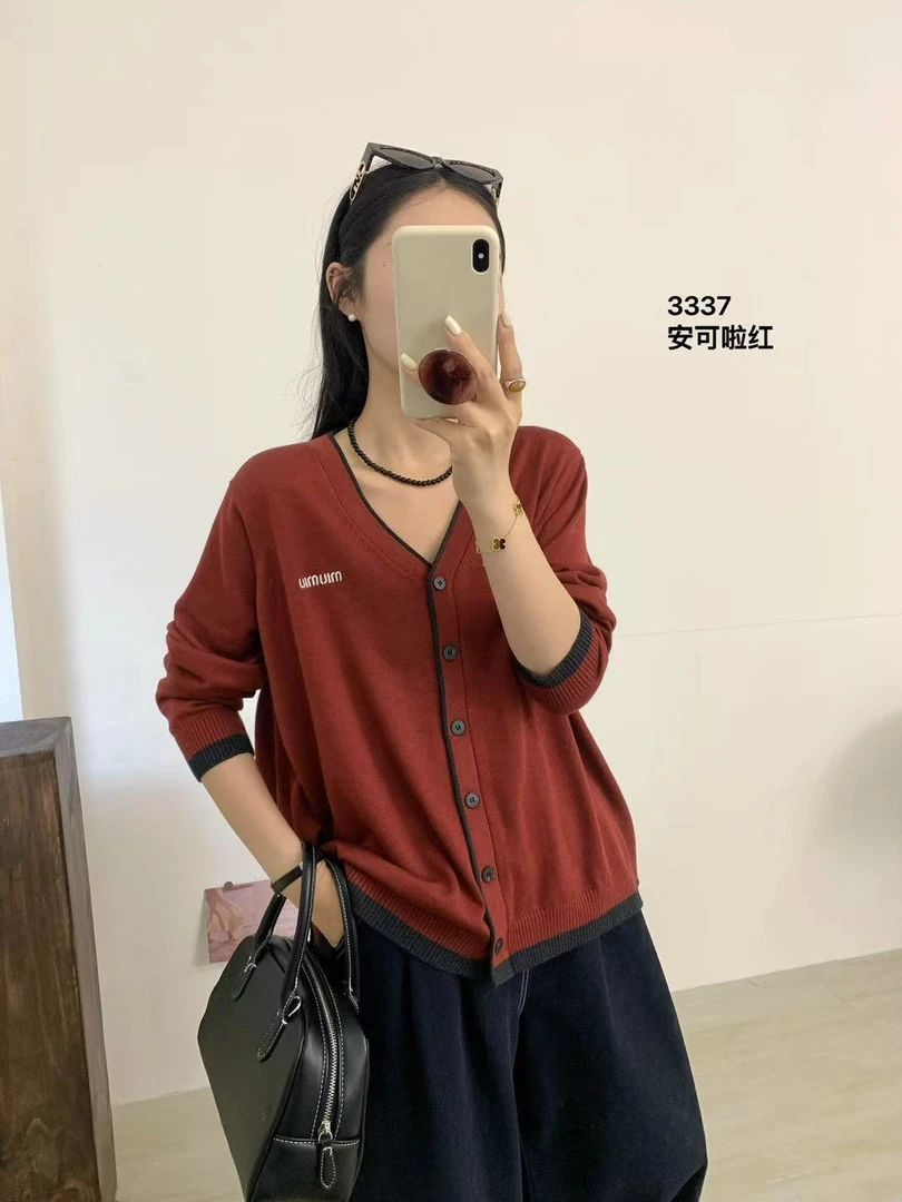 春季秋季针织衫V领常规款长袖早秋撞色毛针织衫常规