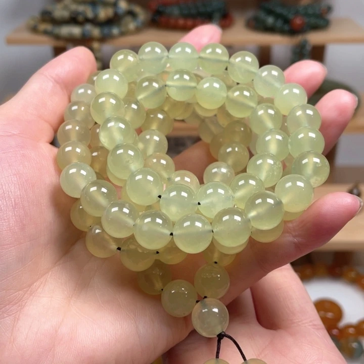 未镶嵌蛇纹石玉手链