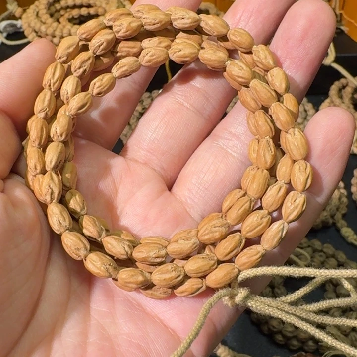 帅****吊坠柏香籽/百香籽原桩大长腿大米粒